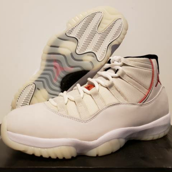 Air Jordan Retro 4s, 5s, and 11s - Picture 4 of 8